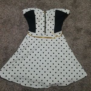 Super cute bebe dress S